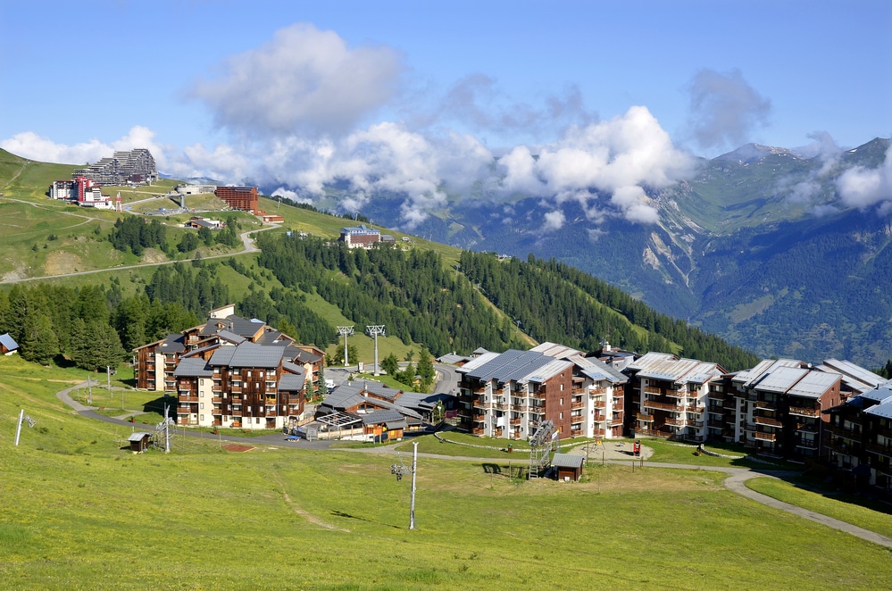 ski resorts in france