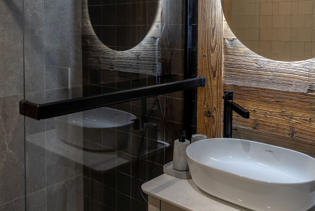Prestigious Penthouse For Sale In Chatel