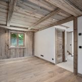 Key Ready Chalet For Sale In Villarabout